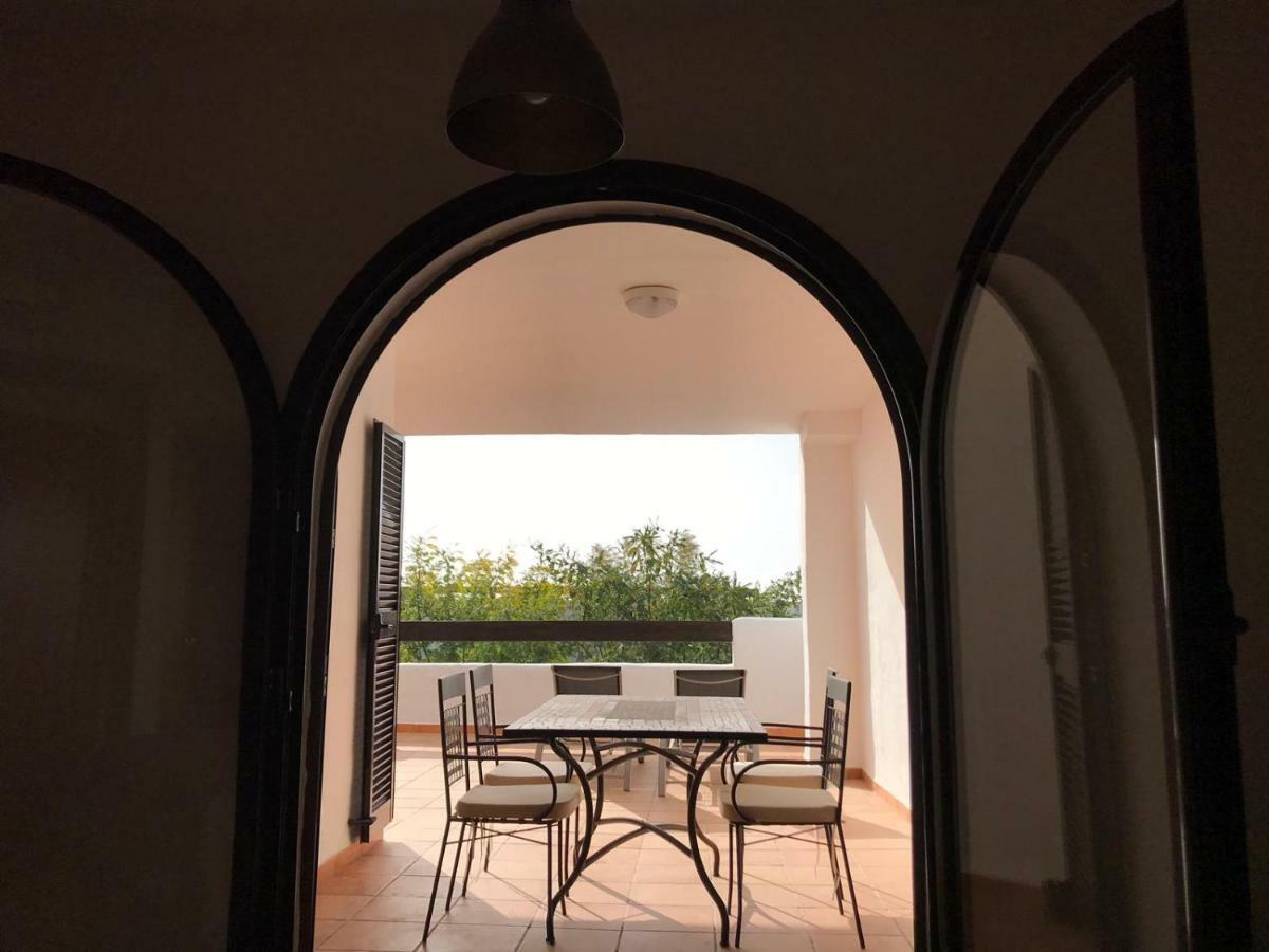 Luxury Apartment Set In Dona Julia Golf Course Casares Zewnętrze zdjęcie
